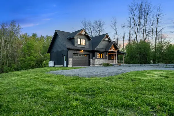 1499 Lakeside DR, Prince Edward County, ON K0K 1T0