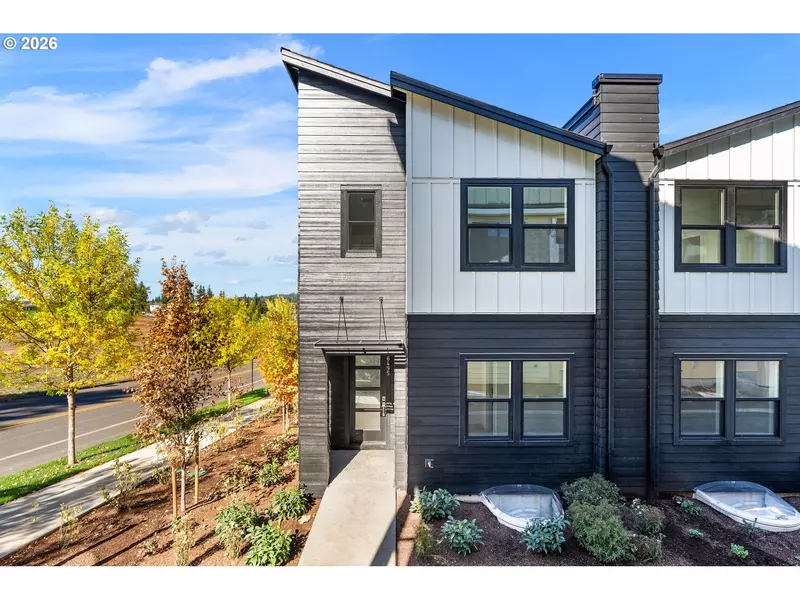 6495 NW Olympic LN #25, Camas, WA 98607