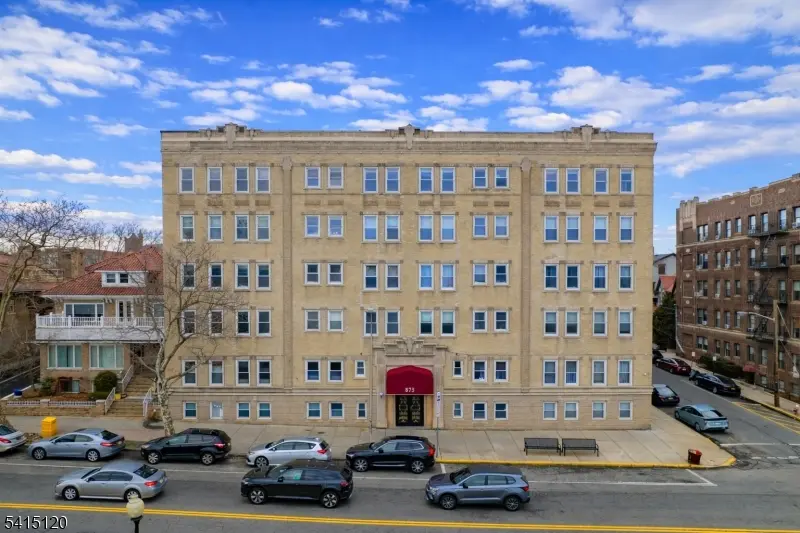 875 Blvd E #35, Weehawken Twp., NJ 07086