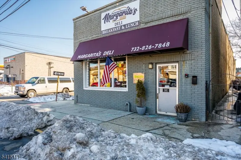 591 New Brunswick Ave, Perth Amboy City, NJ 08861