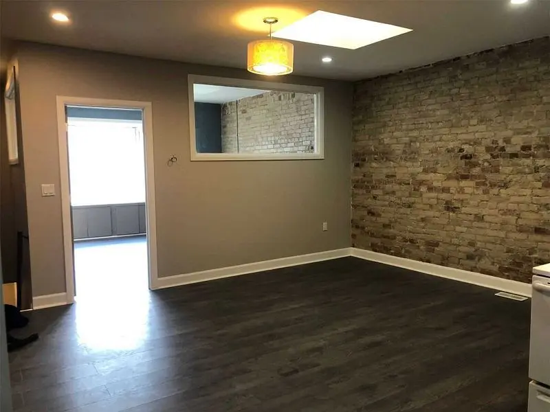 1272 Danforth AVE #1, Toronto E03, ON M4J 1M6