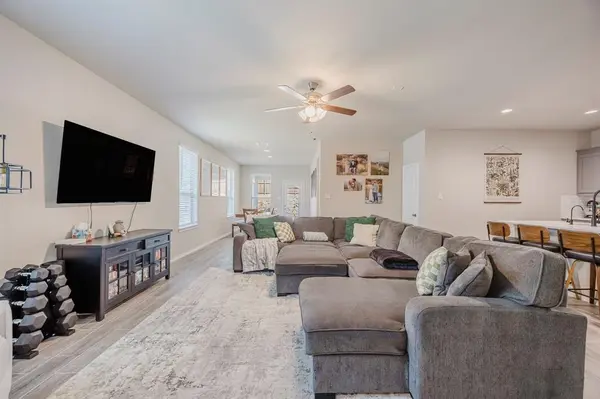 1652 Briar Hunt Drive, Forney, TX 75126