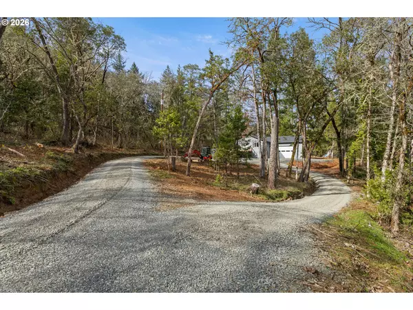 Canyonville, OR 97417,536 Annis ST