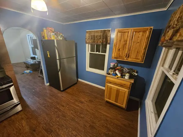 1053 E Empire AVE, Benton Twp, MI 49022