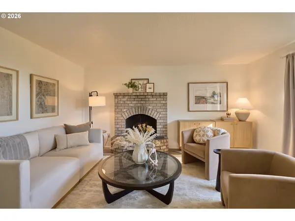 214 NE 158th AVE, Vancouver, WA 98684