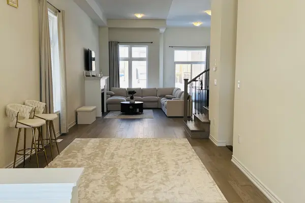 1136 Wilmington AVE, Oshawa, ON L1L 0T8