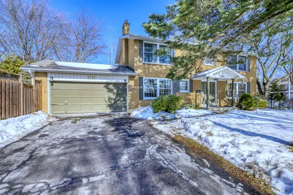 1585 Crombie RD, Mississauga, ON L5J 4J1
