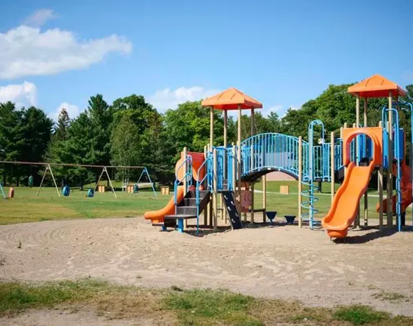 2612 Victoria RD, Kawartha Lakes, ON K0M 2B0