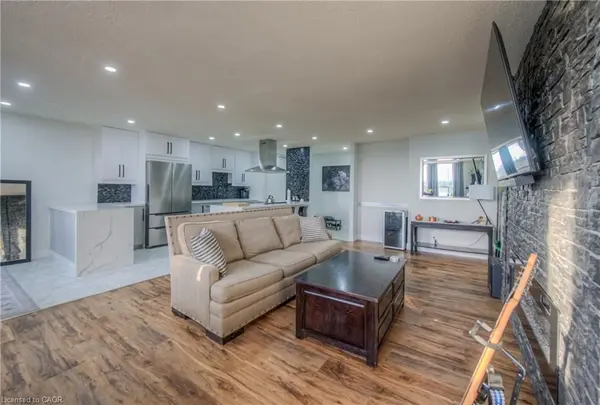 185 Kehl ST #410, Kitchener, ON N2M 5B9