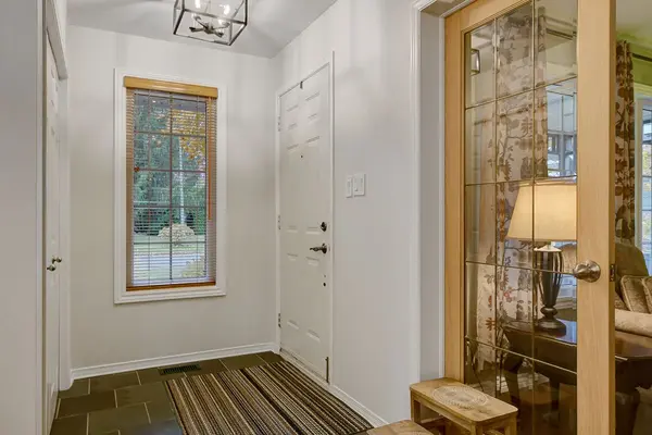 32 Parklands AVE, Russell, ON K4R 1A2