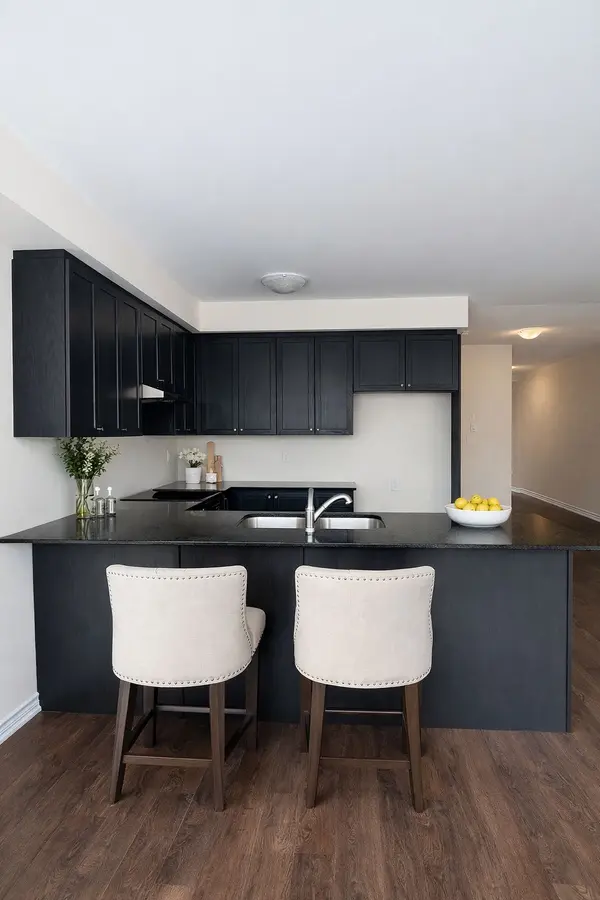 175 Gear AVE, Erin, ON N0B 1T0