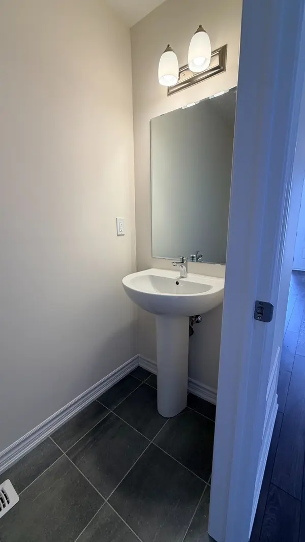 175 Gear AVE, Erin, ON N0B 1T0