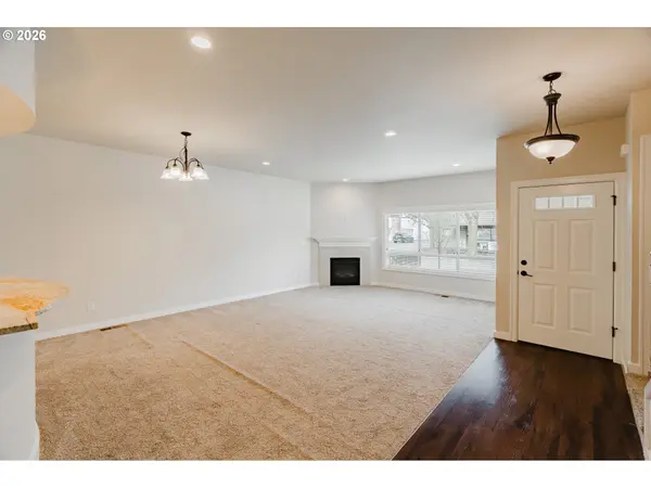 384 MARKET ST, Salem, OR 97301