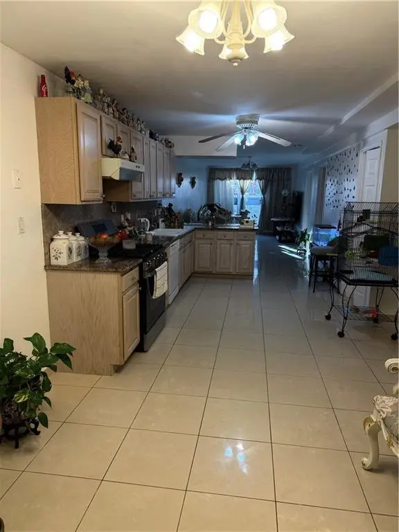 15620 76th ST, Howard Beach, NY 11414