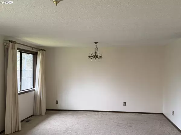 Beaverton, OR 97008,9255 SW 130TH AVE