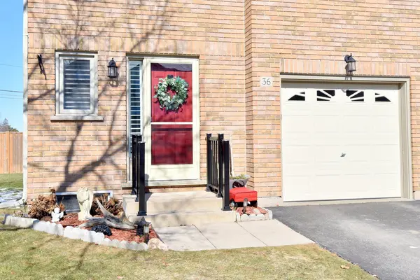 2774 King ST E #36, Hamilton, ON L8G 1J4