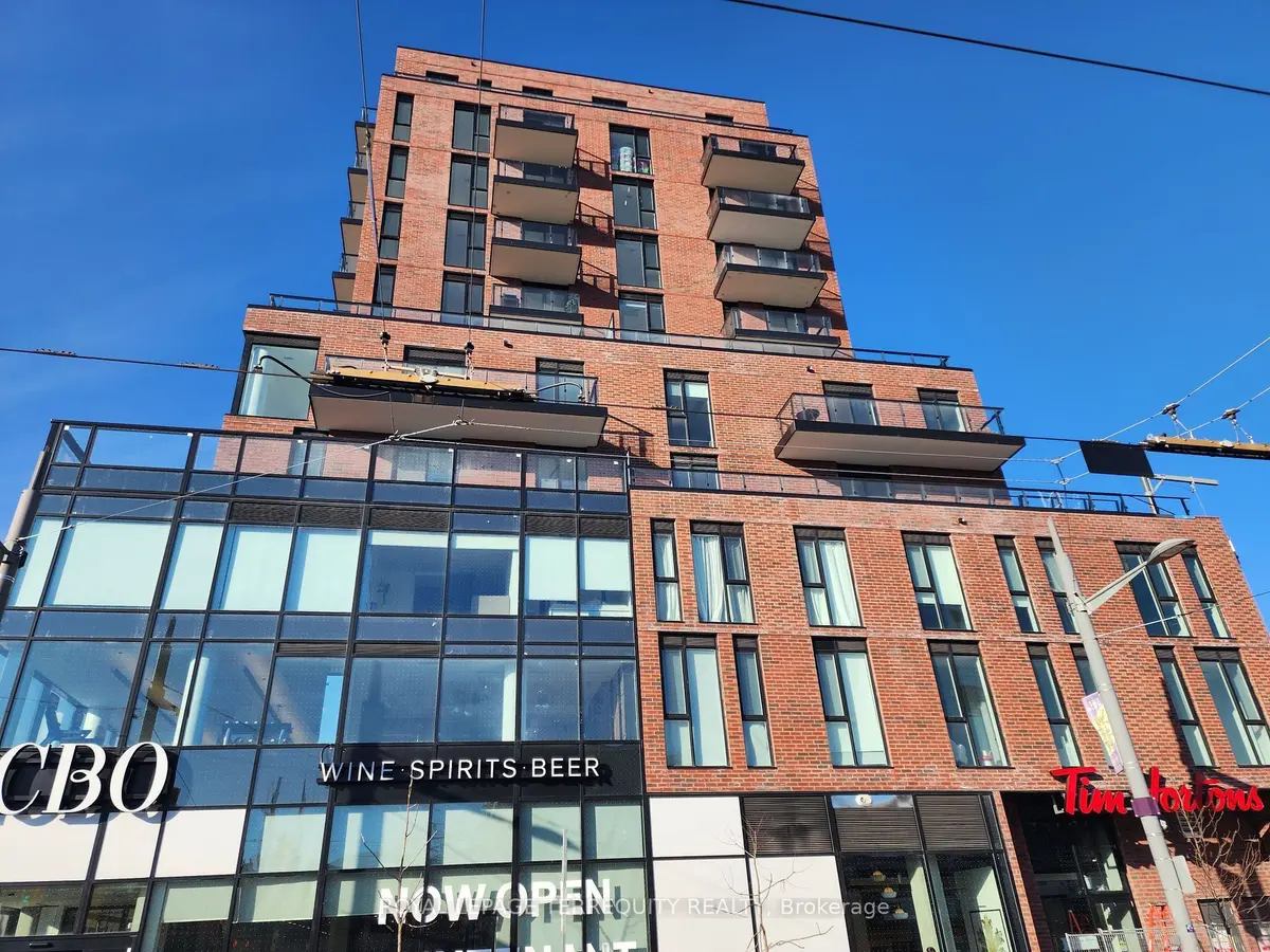 185 Alberta AVE #809, Toronto C03, ON M6C 0A5