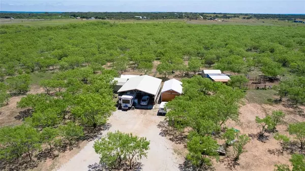 15905 C. R.  211, Brookesmith, TX 76827
