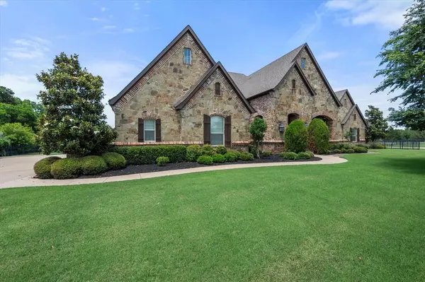 6412 Preferred Drive, Fort Worth, TX 76179