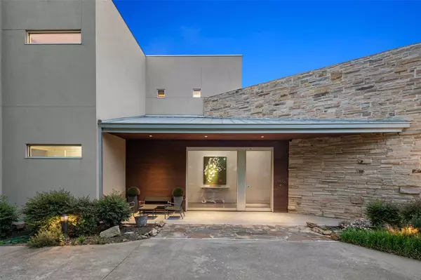 Dallas, TX 75220,9435 Inwood Road