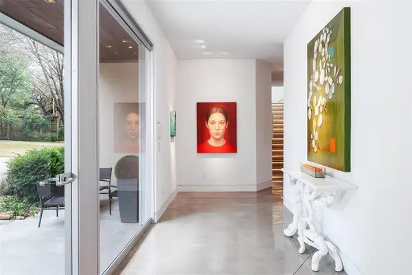 9435 Inwood Road, Dallas, TX 75220