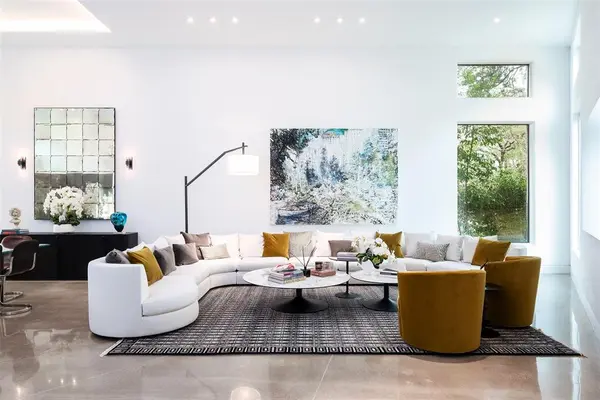 9435 Inwood Road, Dallas, TX 75220