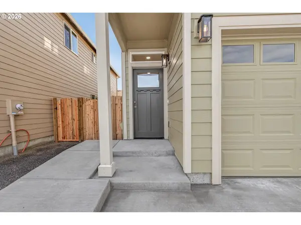 Portland, OR 97216,9275 E Burnside ST