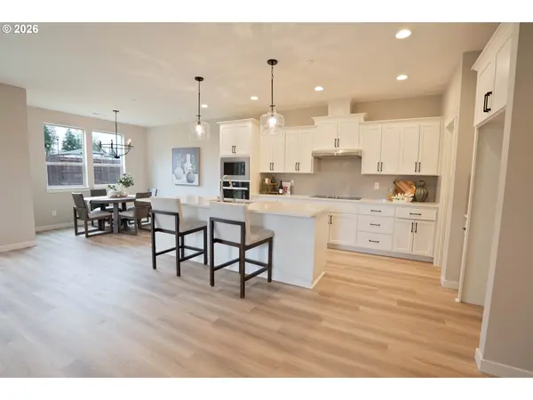 La Center, WA 98629,135 E AIREDALE AVE