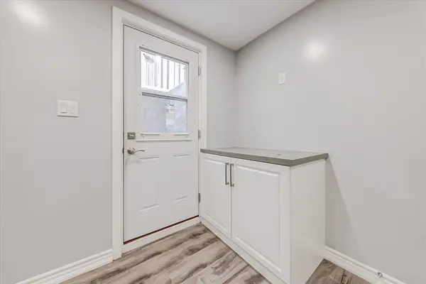 635 BECKWORTH SQ #BSMT, Pickering, ON L1V 3X3