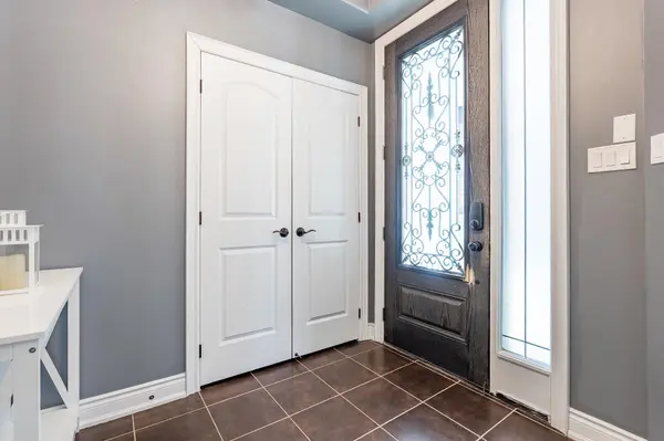 1816 Lamstone ST, Innisfil, ON L9S 5A1