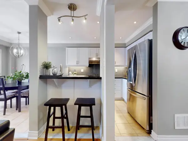 47 Village Vista WAY, Vaughan, ON L6A 3Y2