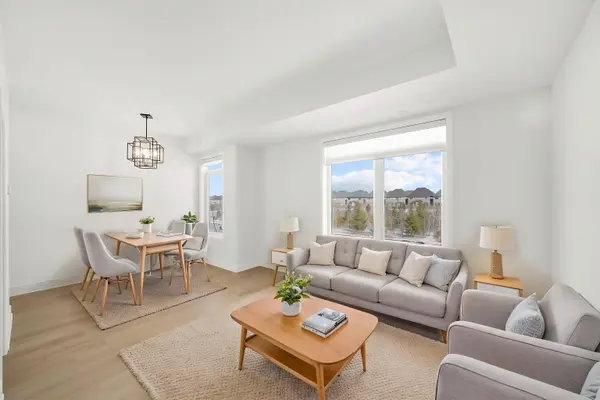 3078 Sixth Line #321, Oakville, ON L6M 1P8