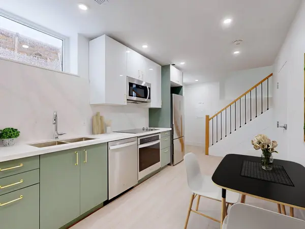 134 Victory DR #Garden, Toronto W05, ON M3M 2J8