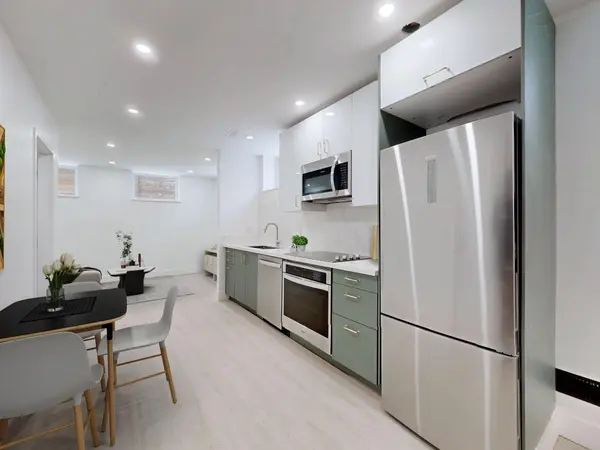 134 Victory DR #Garden, Toronto W05, ON M3M 2J8