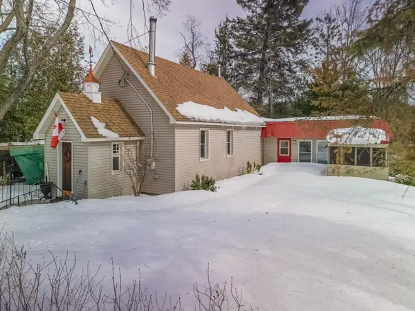 4 Dickson ST, Kawartha Lakes, ON K0M 2A0