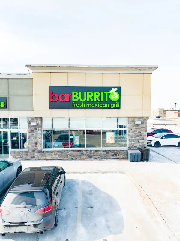 304 Colonnade DR #100, North Grenville, ON K0G 1J0