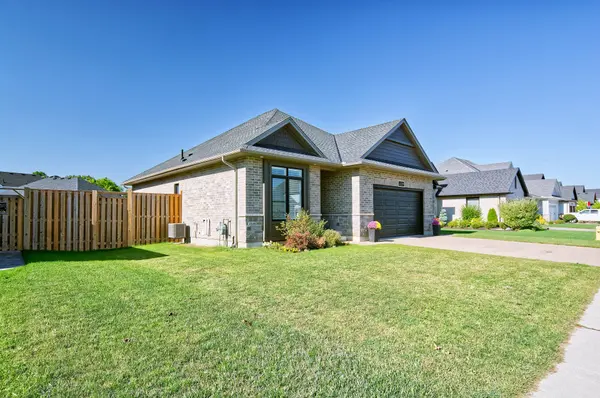 2539 Bond ST, Strathroy-caradoc, ON N0L 1W0