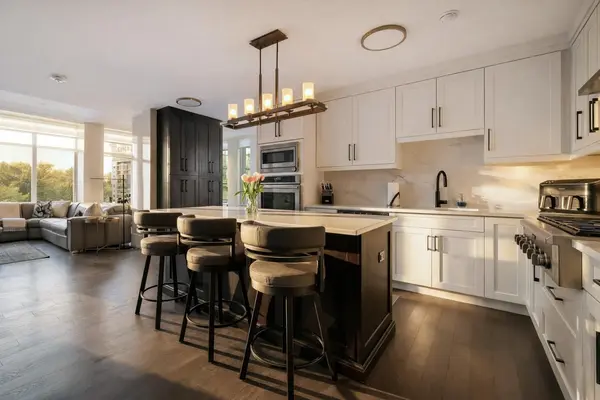 63 ARTHUR ST S #BHB, Guelph, ON N1E 0A8