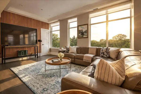 63 ARTHUR ST S #BHB, Guelph, ON N1E 0A8