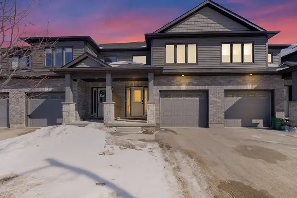 7 Taylor DR #34, East Luther Grand Valley, ON L9W 7P1