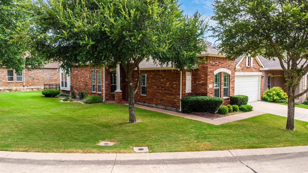 344 Wrangler Drive, Fairview, TX 75069
