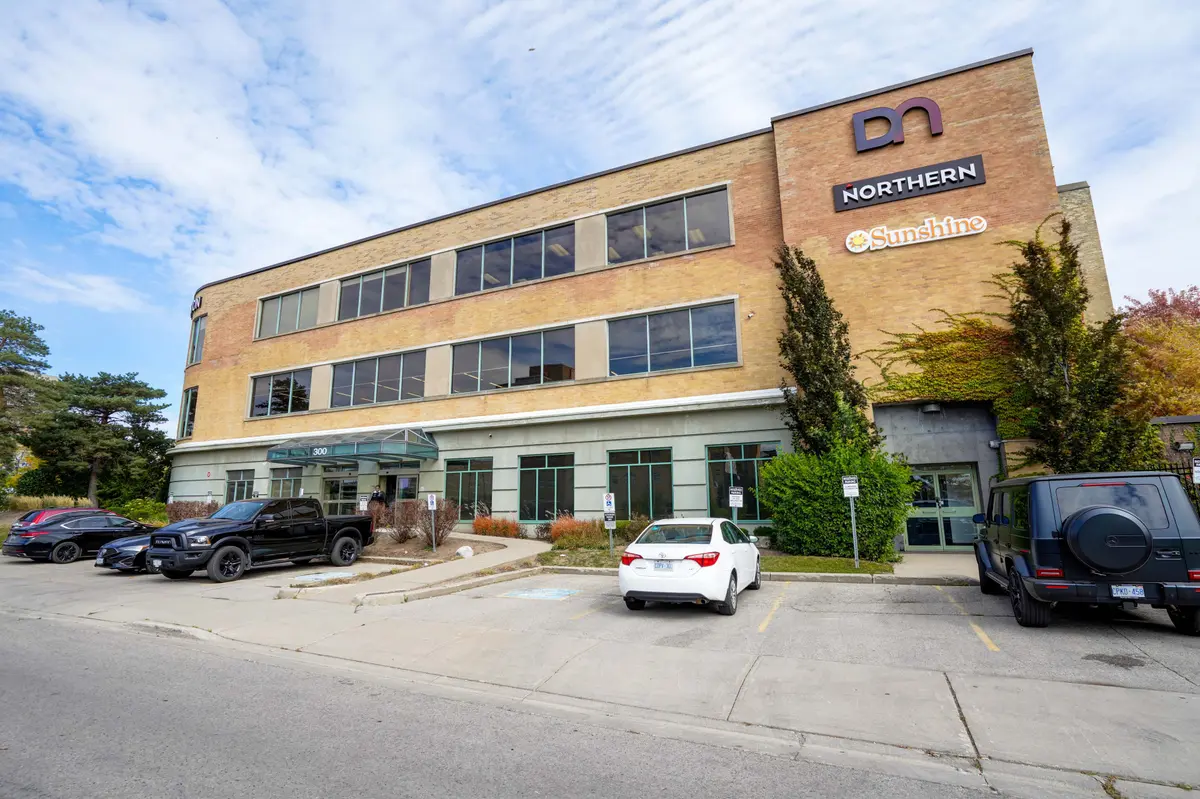 300 Wellington ST, London East, ON N6B 2L5