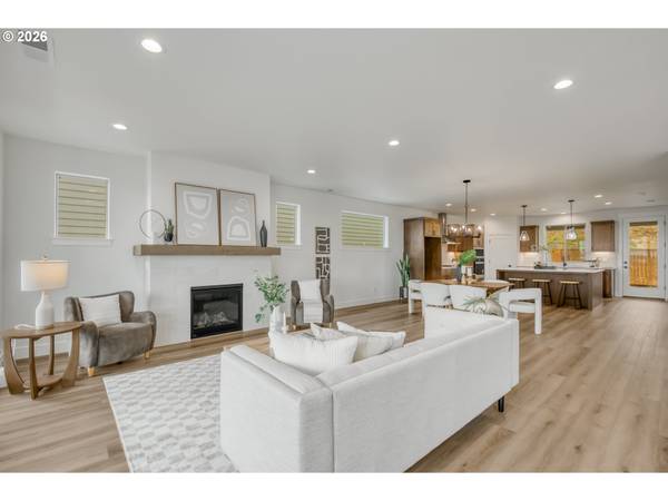 12125 SW Turnagain DR, Tigard, OR 97224