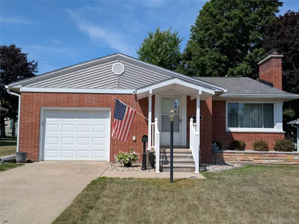 411 Cleveland ST, Bad Axe, MI 48413