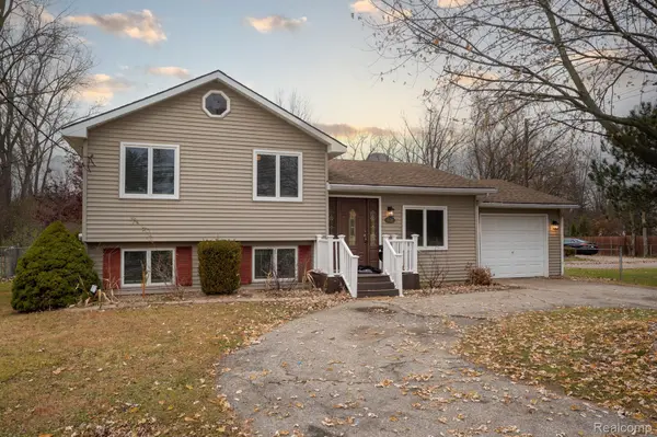 758 South BLVD W, Rochester Hills, MI 48307