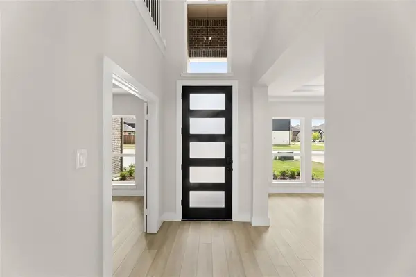 1328 Cash Street, Burleson, TX 76028