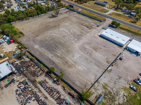 3030 S Highway 77, Waxahachie, TX 75165