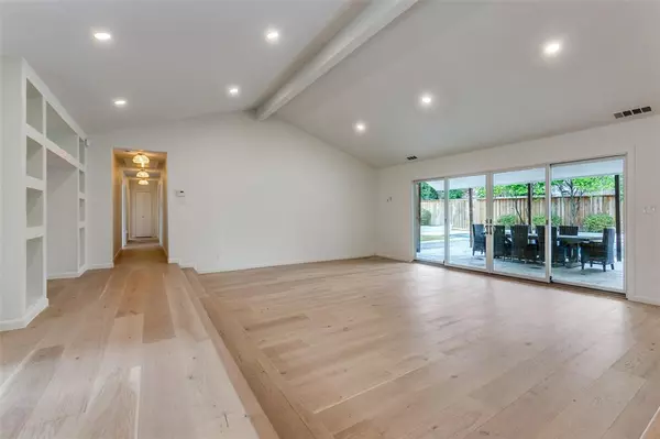 Dallas, TX 75244,4371 Mill Creek Road