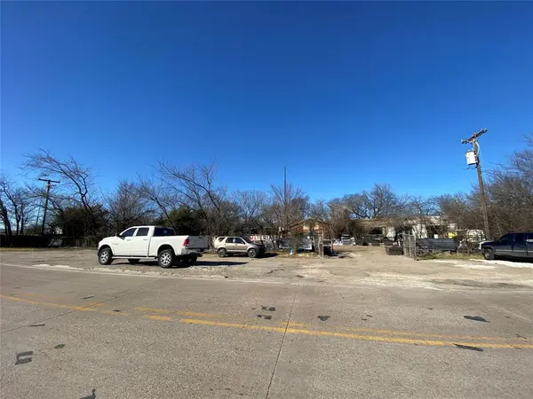 5417 S Peachtree Road, Balch Springs, TX 75180