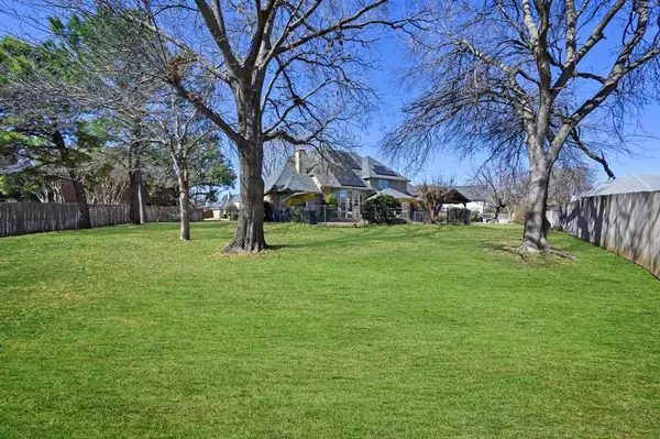 Southlake, TX 76092,800 Ridgedale Court